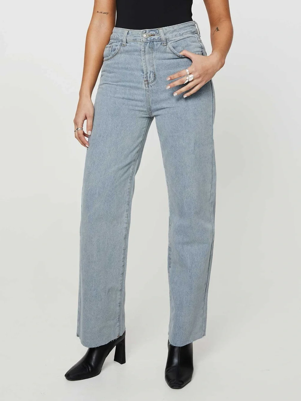 Princess Polly Kalinda High Rise Straight Leg Blue Jeans in Size 2
